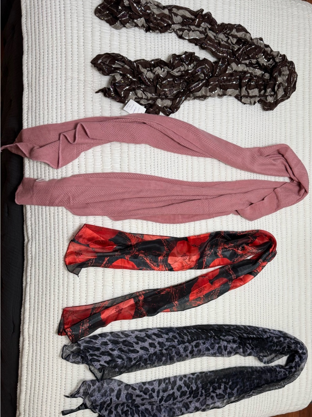 Set of 4 Assorted Fashion Scarves Knit Floral Animal Print